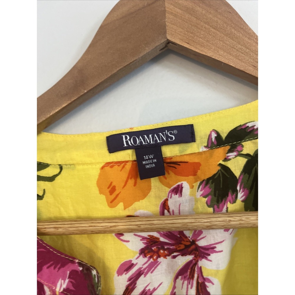Roaman's Blouse Women's 14W Top Shirt long Tab Sleeves Floral Tropical‎ yellow - Picture 2 of 4